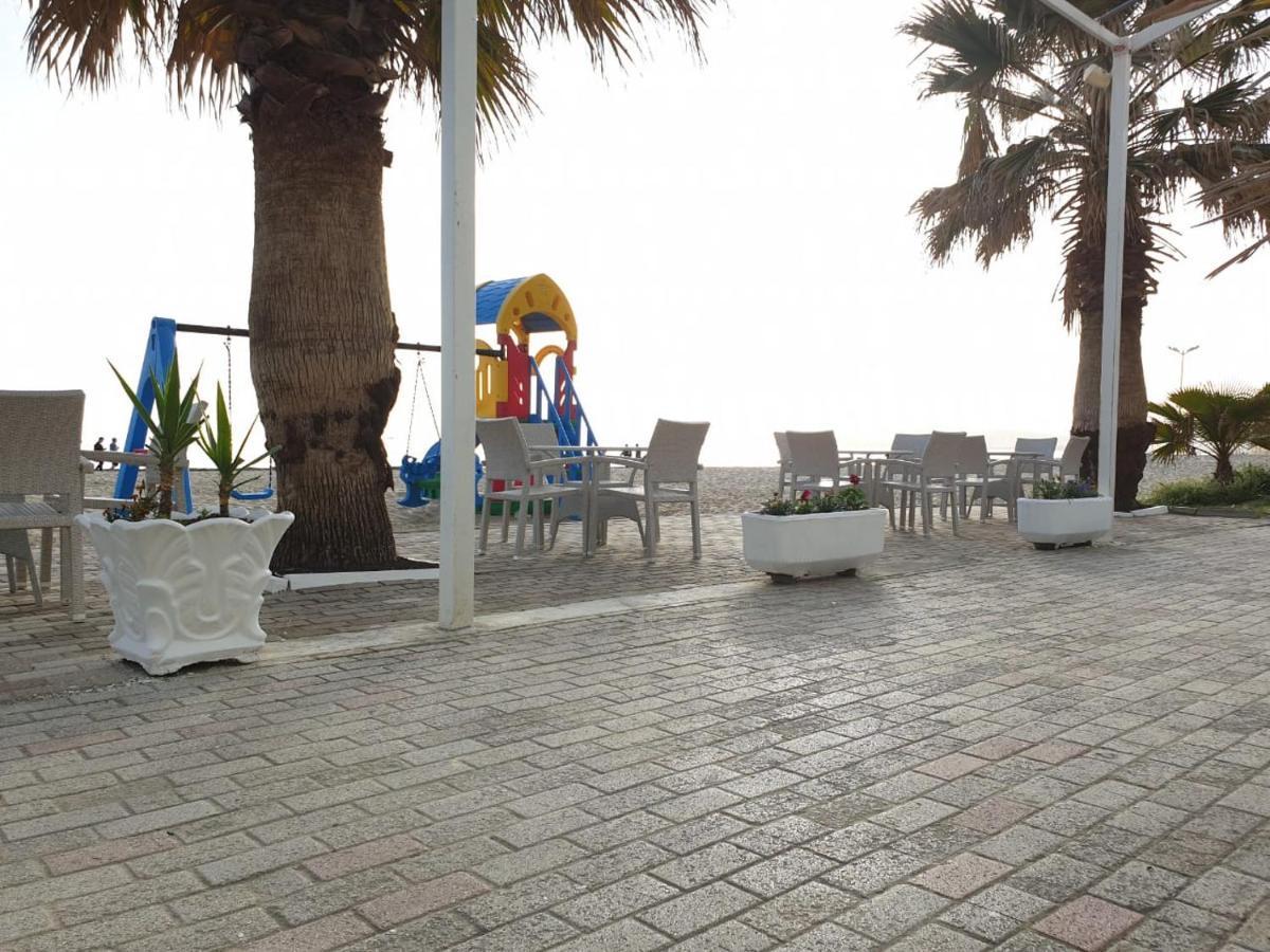 Perandor Beach ドゥラス エクステリア 写真